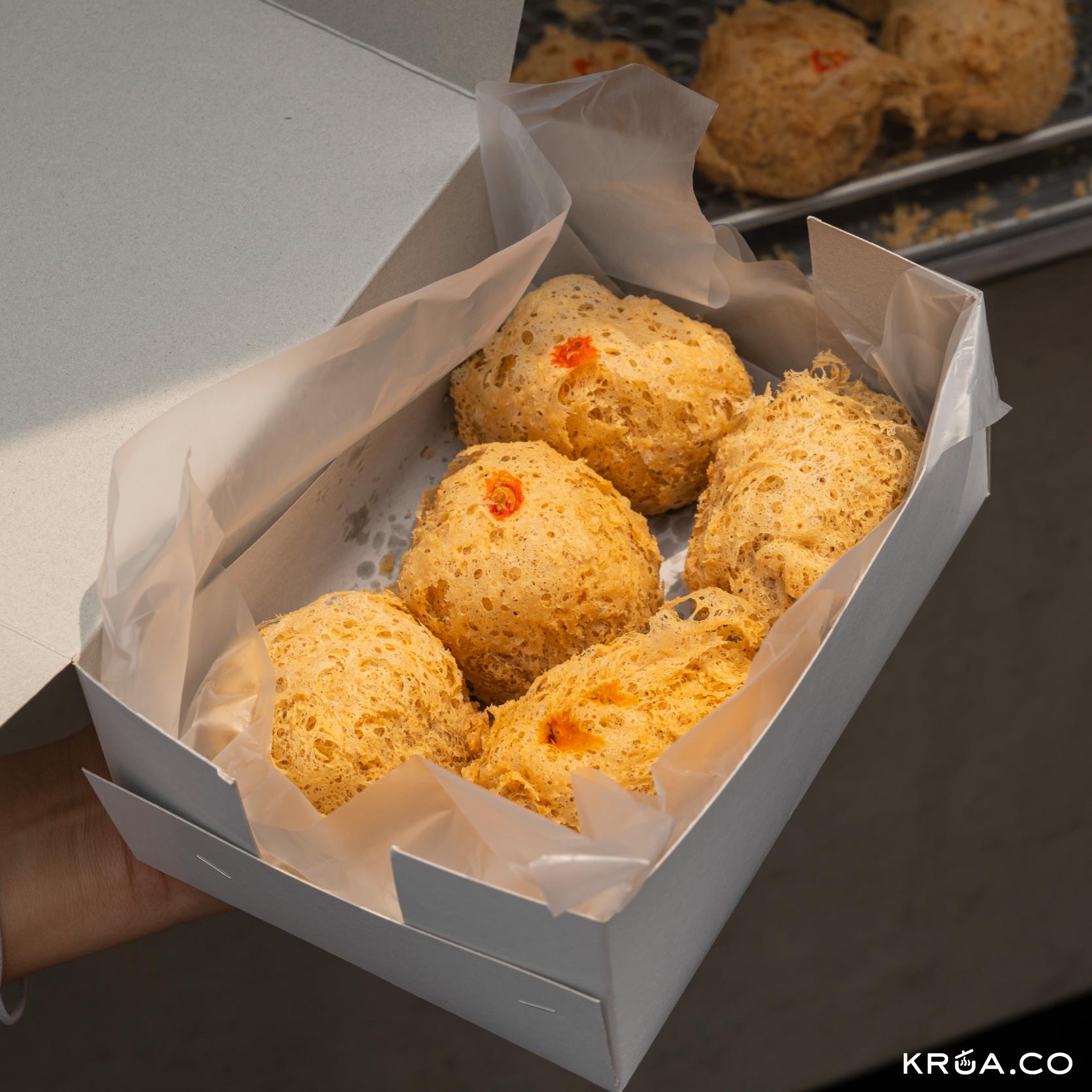 เผือกทอด,เผือกทอดบางรัก,เผือกระเบิดบางรัก,เผือกทอดบ้านบางรัก,เผือกทอดระเบิดบ้านบางรัก