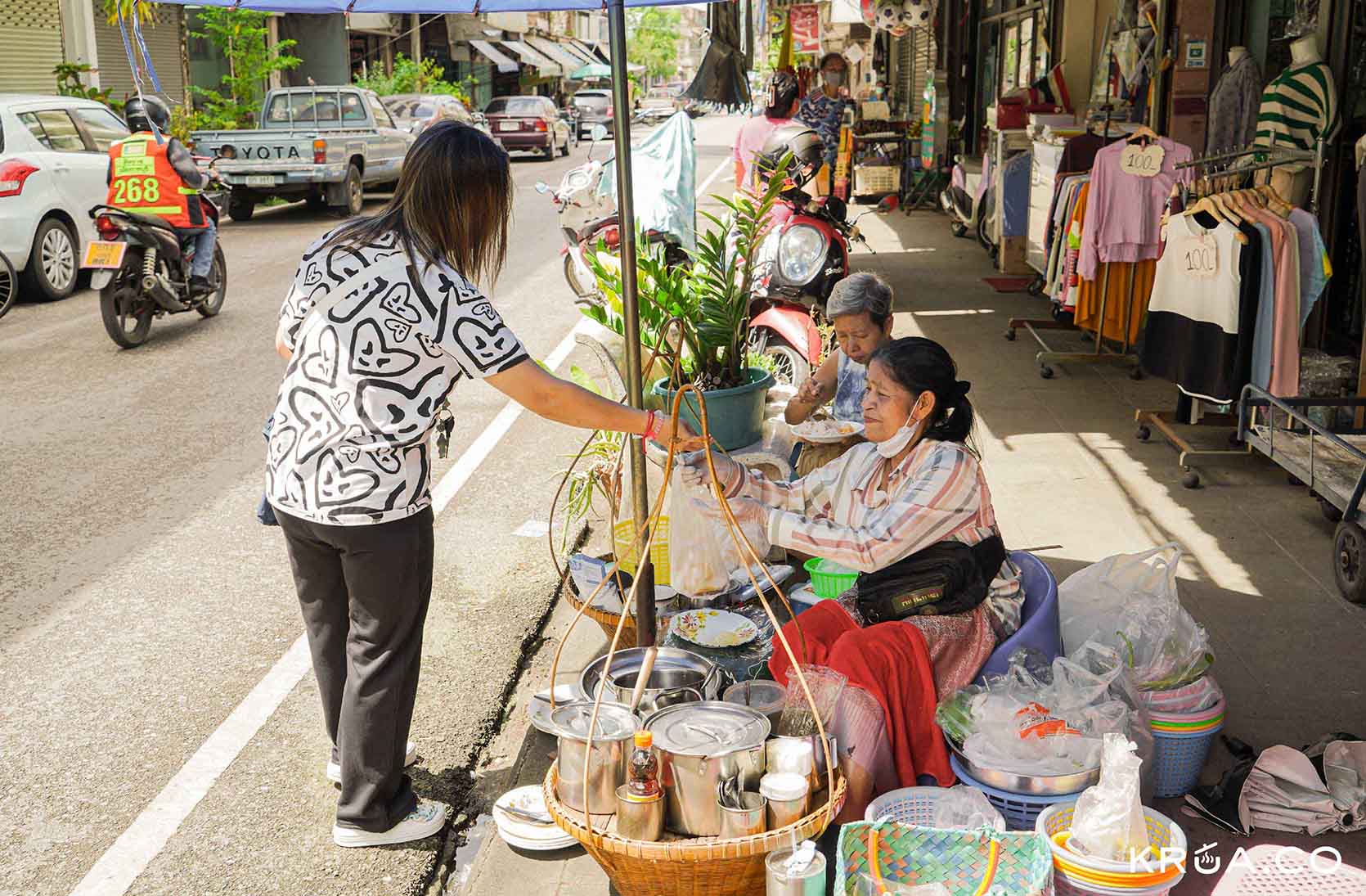 ขนมจีนซาวน้ำ,ขนมจีนซาวน้ำป้าเริญ,เที่ยวราชบุรี,ของอร่อยราชบุรี,ร้านอร่อยราชบุรี