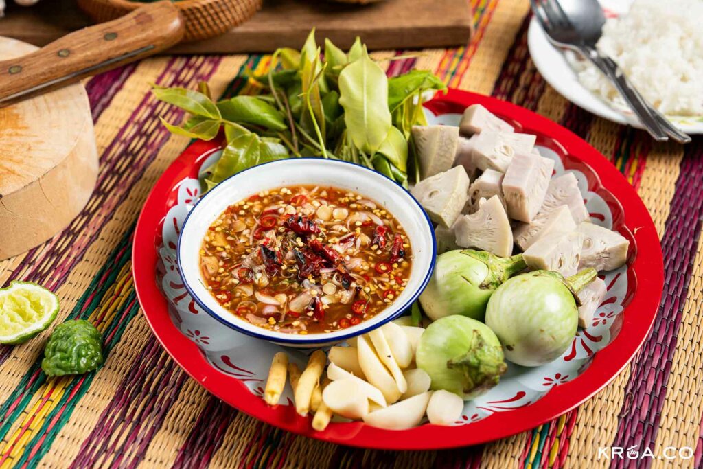 น้ำปลายำแบบมอญ,น้ำปลายำ,น้ำปลายำตำรับมอญ, เมนูบ้านท้ายวัง,รงค์ วงษ์ววรรค์ 